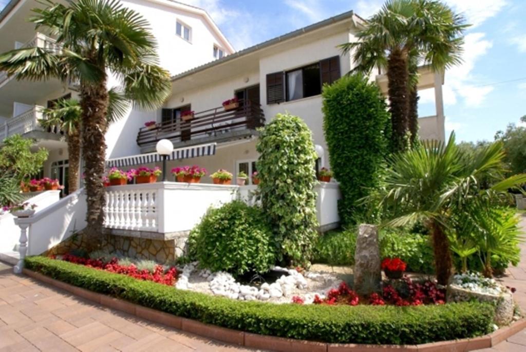 Guest House Katarina Malinska Zewnętrze zdjęcie