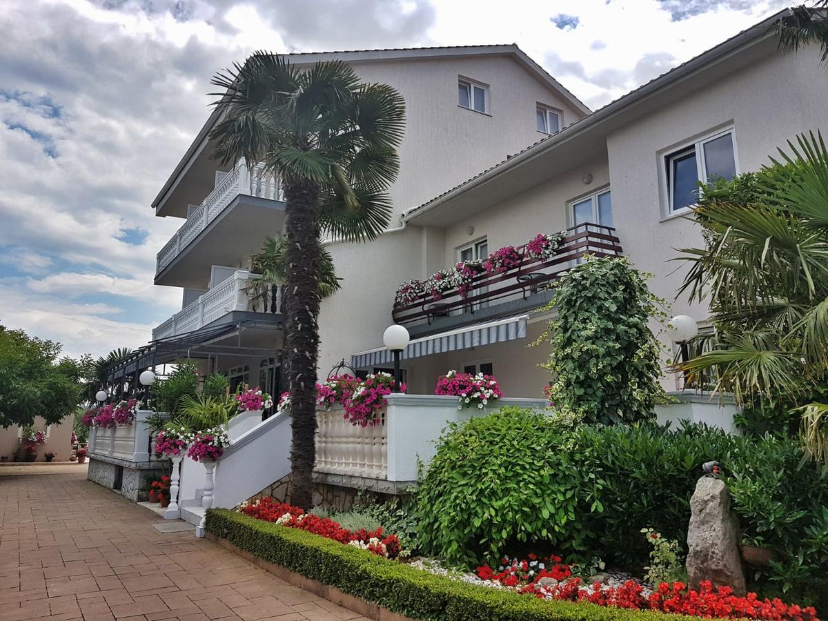 Guest House Katarina Malinska Zewnętrze zdjęcie